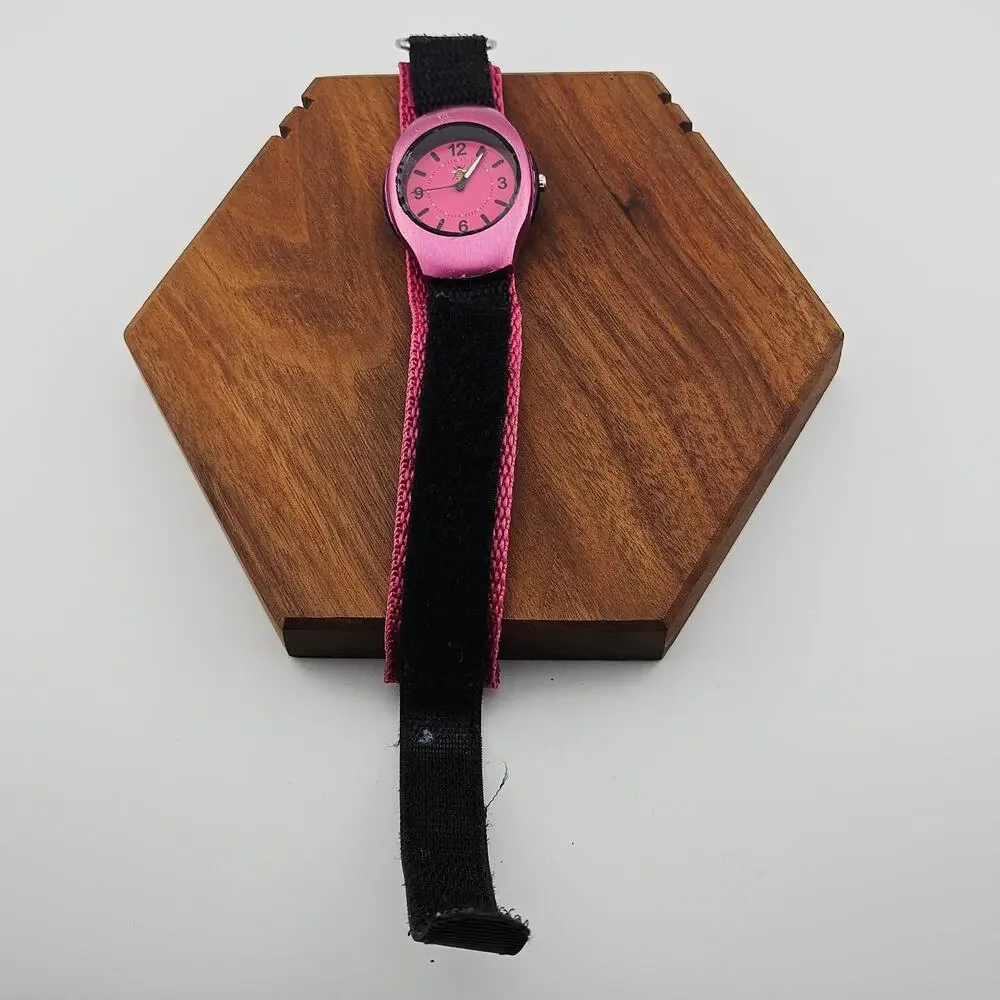 Oui Art Women's Watch Pink Black Retro Dial Adjustable Canvas Hook & Loop Band